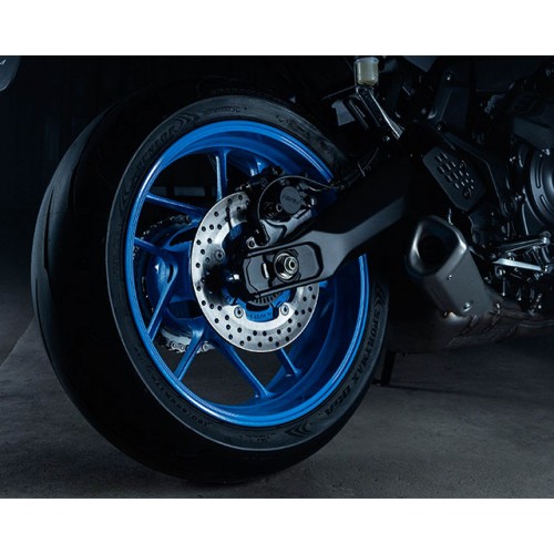 Lightweight SpinForged wheels